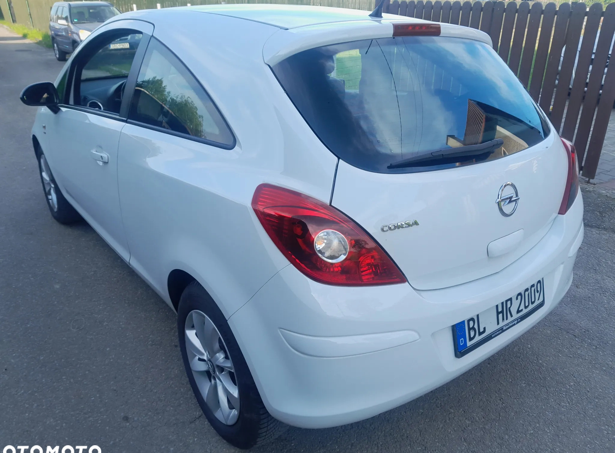 Opel Corsa cena 17950 przebieg: 99500, rok produkcji 2014 z Krynki małe 497